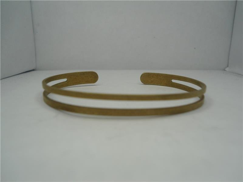 BRACELETE BRUTO